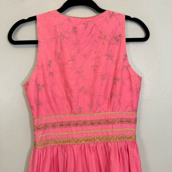 Express Wrap Dress 4 Pink Princess Fit Flare V-Neck Metallic Floral Embroidered - Picture 8 of 11